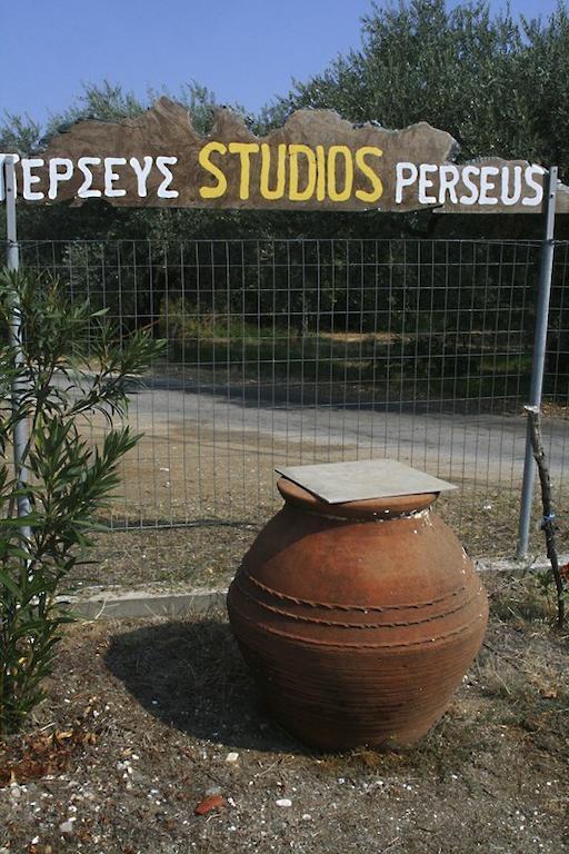 Perseus Studios Skala Rachoni  المظهر الخارجي الصورة